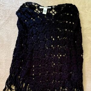 Woven shawl, spider web pattern